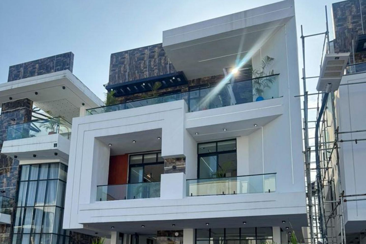 3 5 bedroom apartment in Lagos